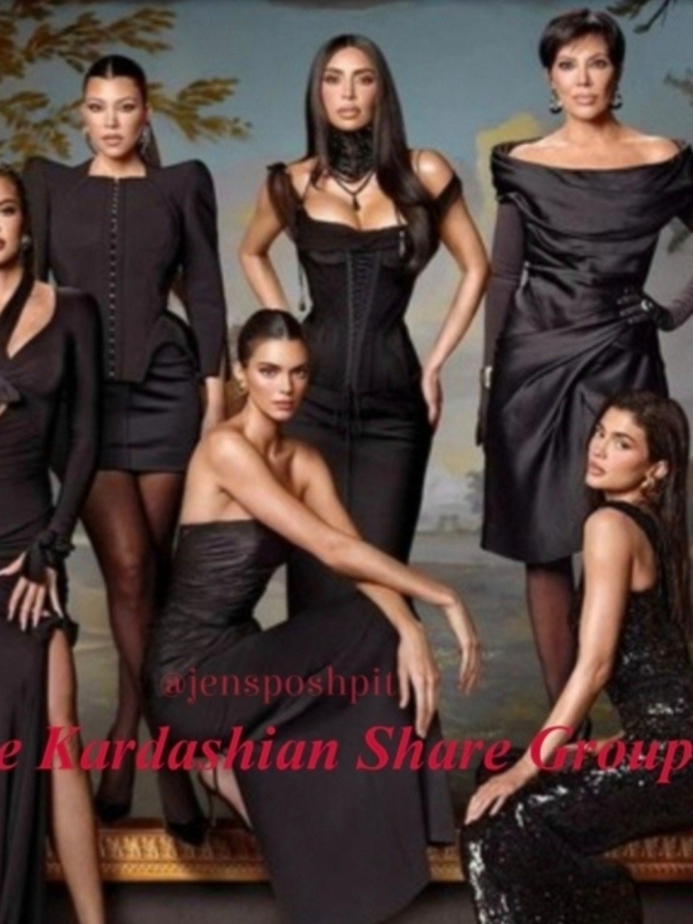 10/10 - Sat - The Kardashian Share Group - XTRA ❤️ 4 THE BIRTHDAY GIRL @janfast - Picture 1 of 15
